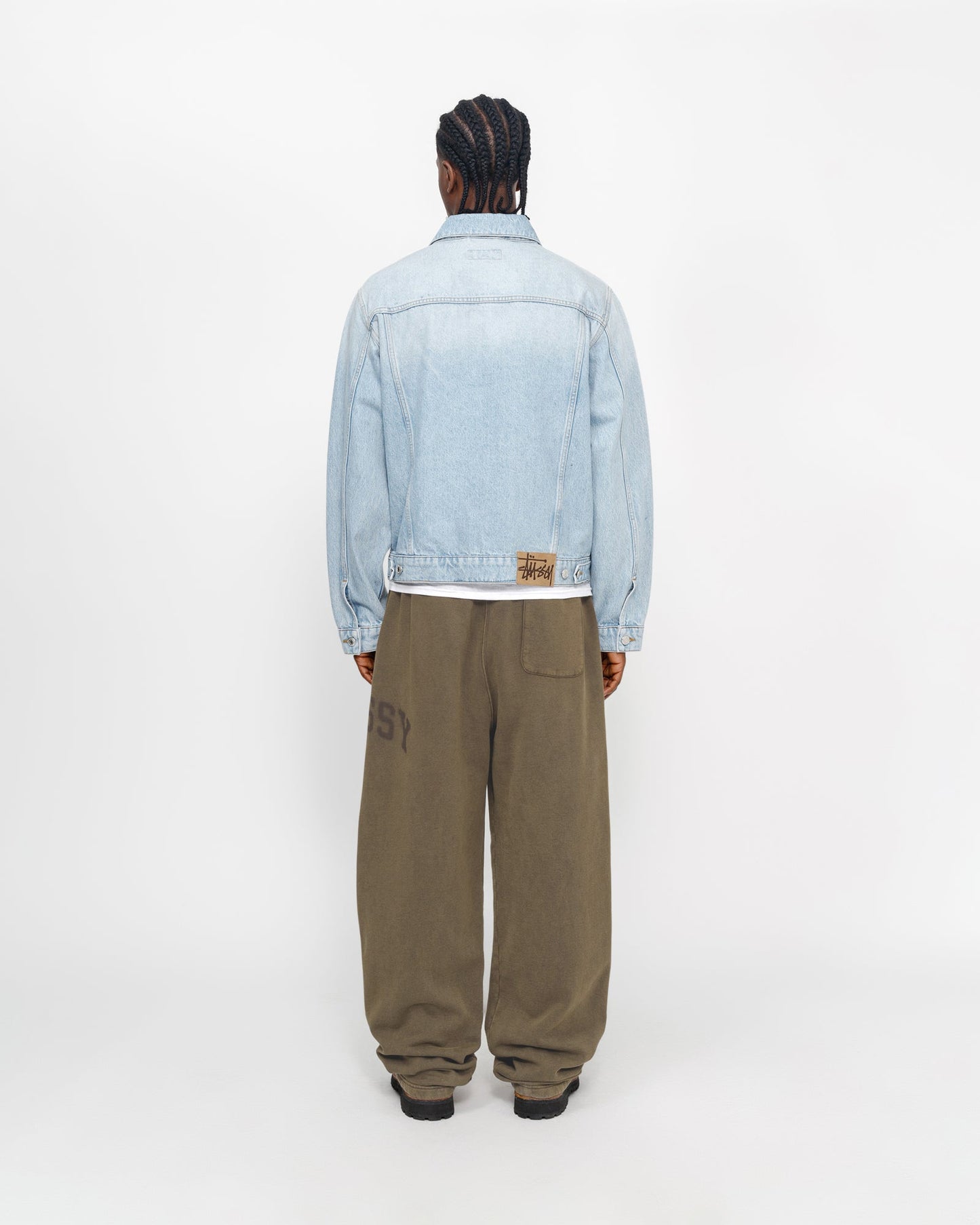 PANTALON EN MOLLETON GRAPHIQUE DÉLAVÉ