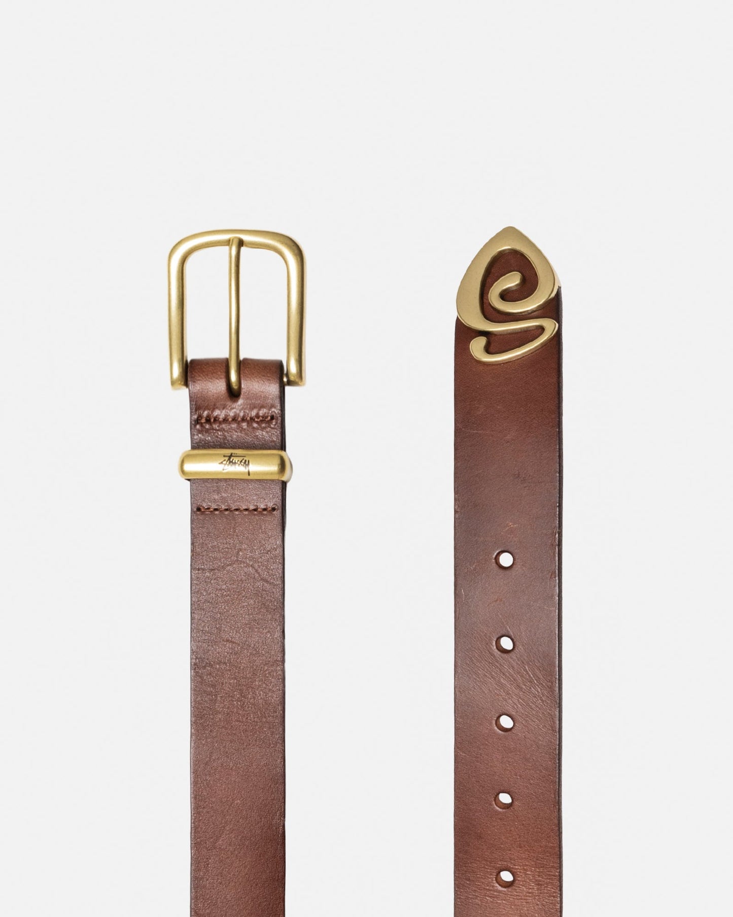 CEINTURE À EMBOUT MÉTALLIQUE