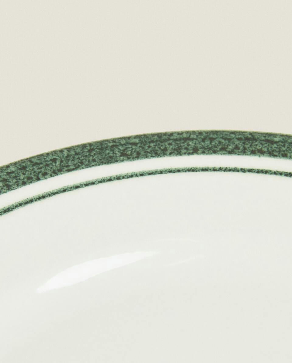 STRIPED TABLEWARE SET