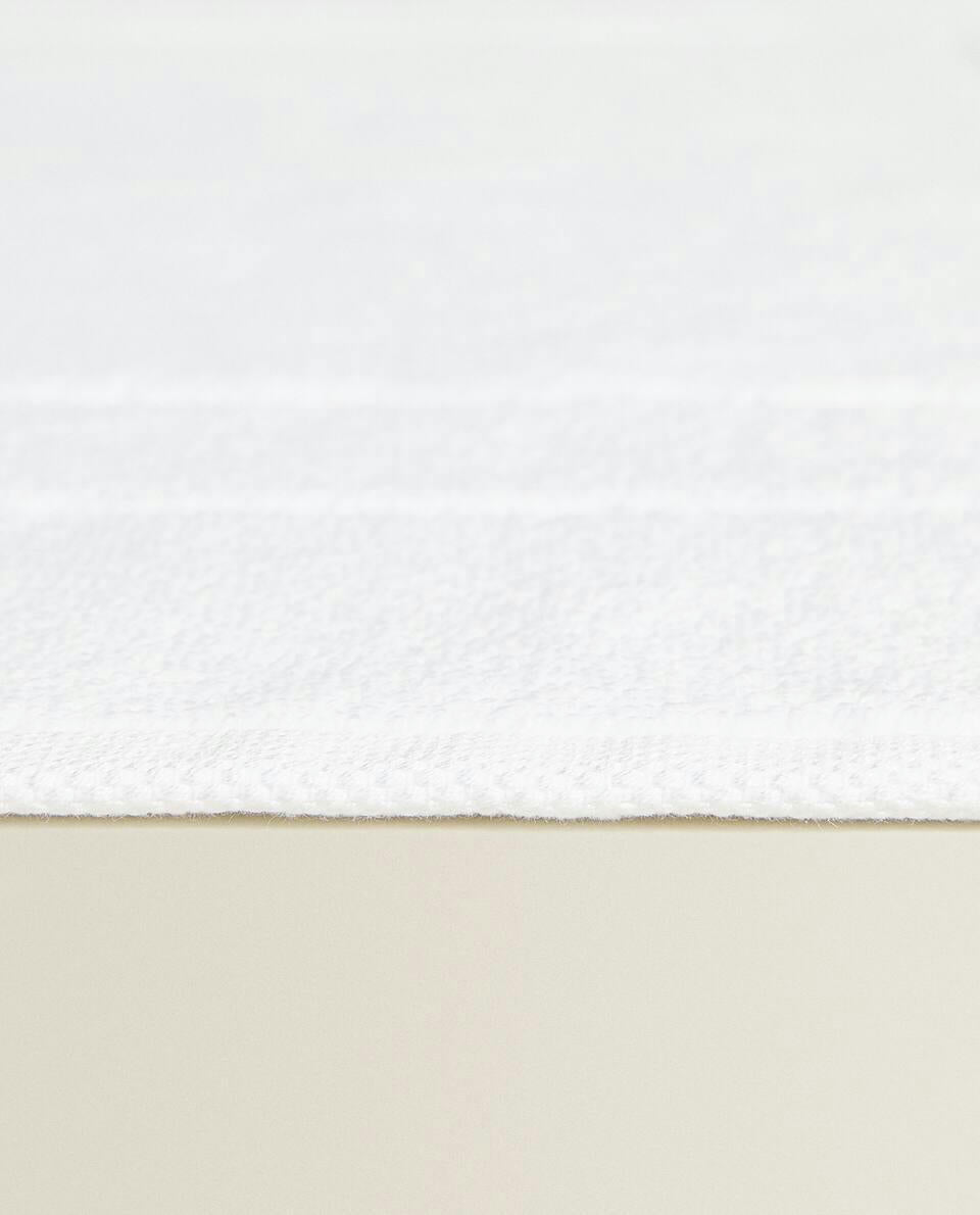 COTTON BATH MAT